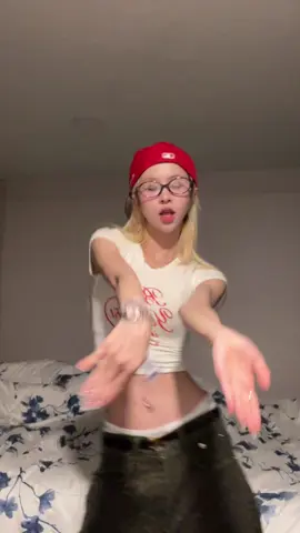 Keep a secret🤫 #hannah4eve 