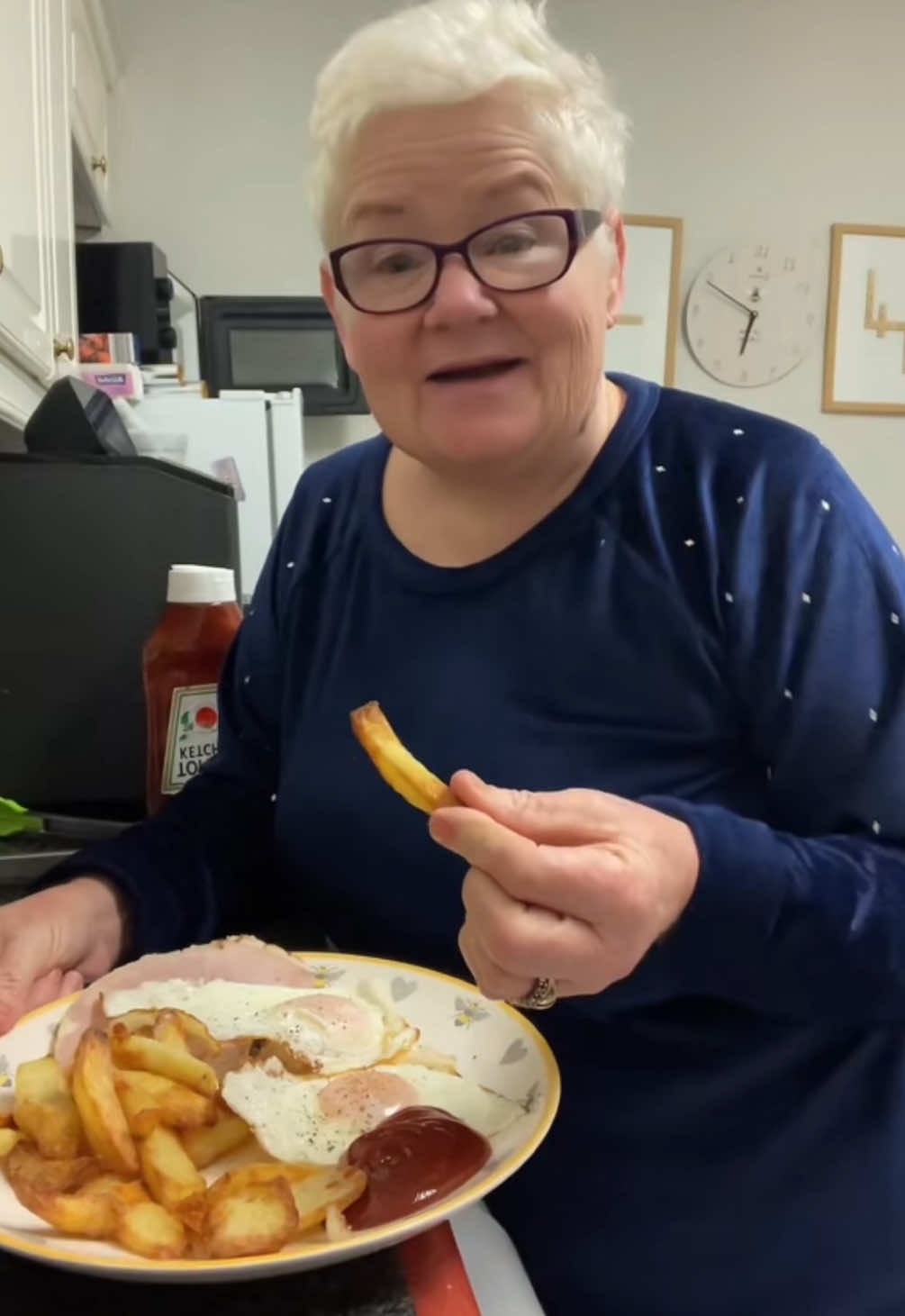 All time teatime classic ham eggs and chips #chips #tea 