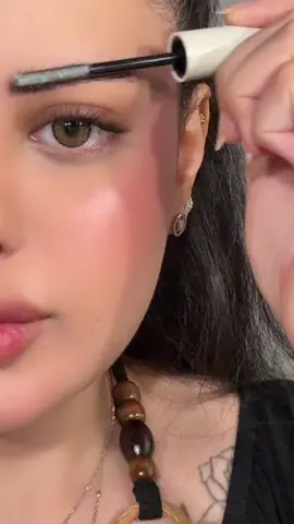 رسمت بجل انجلوت 🤓 #makeup #eyebrows #makeuptutorial #حواجب #الرياض #riyadh 