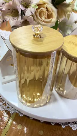 Potes Herméticos de Vidro com Tampa de Bambu - Na Cor Âmbar ou Transparente. • • • • Gostou o link está na bio   ##ᴇxᴘʟᴏʀᴀʀ##casa#diacas#enxoval##comprasnashopee##achadinho##lar#mesaposta##organizacao