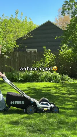 Yardwork for daysssss but it’s so worth it 🌳✂️⛅️💙 @HART Tools #backyard #satisfying #beforeandafter #tools #yardwork 