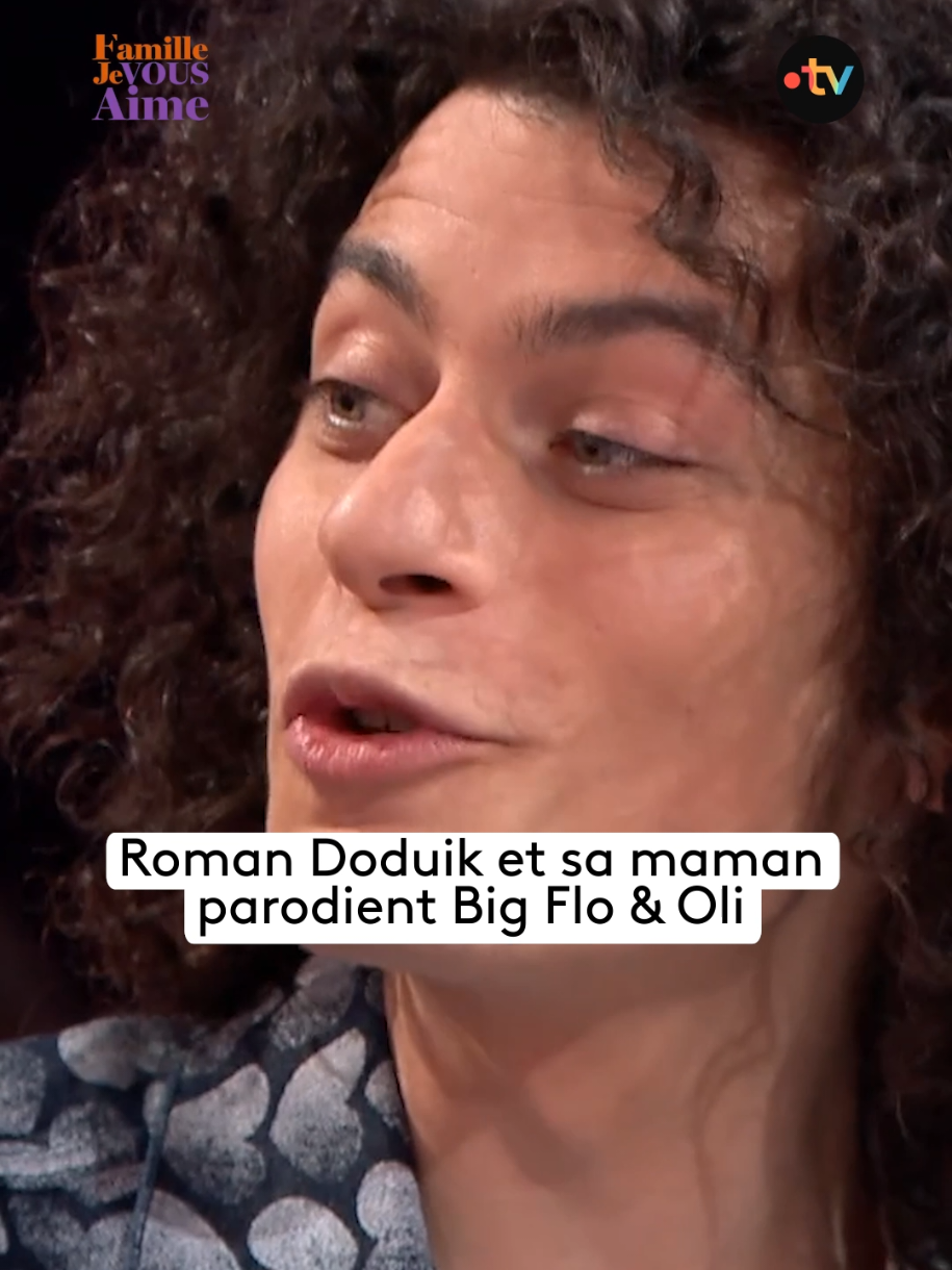 Quelle complicité entre Roman Doduik et sa maman 😂 👉 Retrouvez 