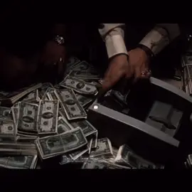 #antoniomontana #scarface #antoniomontanaedit #fyp #Edit Antonio montana The Mafia boss 🤫🤫🤫 the world is yours