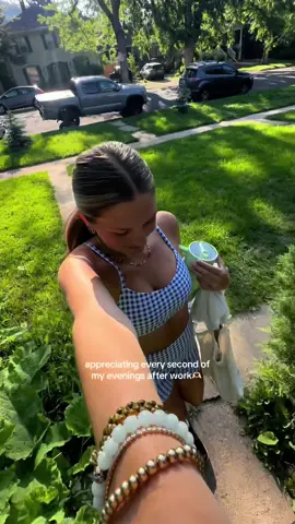 trying to make after work so fun!!!  #afterwork #afterworkroutine #worklife #worklifebalance #9to5 #9to5life #5to9afterthe9to5 #postgrad #postgradlife #romanticizeyourlife #appreciationpost 