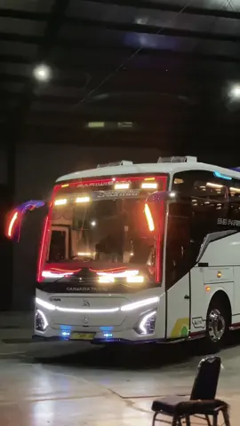 Bismillah Alon Alon Paman #CapCut #spekkonten #ayonaikbus #naryamatrans #karoseriadiputro #jetbus5 #vidiobus 