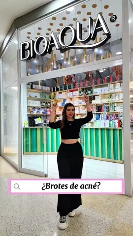 Es hora de decirle ADIÓS al acné y transformar tu piel con el poder de Bioaqua🙌🏻 Te ofrecemos una rutina completa con nuestras líneas especializadas para atacar el problema desde la raíz. Desde limpiadores purificantes hasta sérums y cremas de tratamiento, cada paso está formulado para darte resultados excelentes 😍 Coméntanos un 