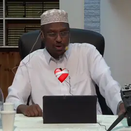 Sadaqada Ha sheeg sheegin waliga❤️‍🩹#sheekhmustafe #muslimtiktok #islamic_video #foryoupage #fyp #viral_video #wacdi_iyo_waano #somalitiktok #viewsproblem 