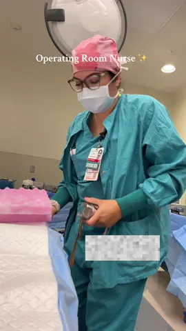 This case actually was delayed 3 hours after we had set up🙃#nursetok #nursesoftiktokfyp #operatingroomnurses #ornurse #operation #surgerytiktok #nurselife #orthonurse #nurses #creatorsearchinsights 