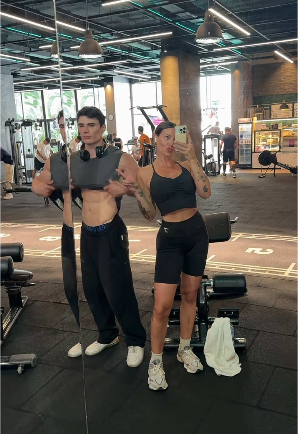 Fitness vlog: Biceps/triceps day at the gym 💪🏼 #fyp #foryoupage #Fitness #workout #fitnessmotivation 