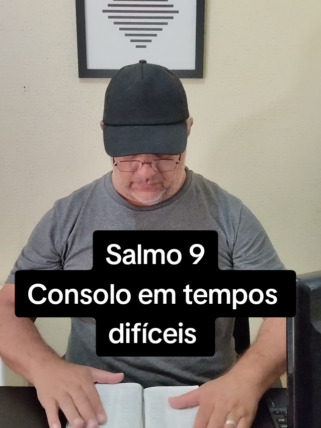 Salmo 9,consolo em tempos difíceis.Proteção,livramento e justiça. #oracaododia #desperte #biblianotiktok #salmos #bibliasagrada #biblia #cristaosnotiktok #despertar #altamagia #oracaopoderosa 