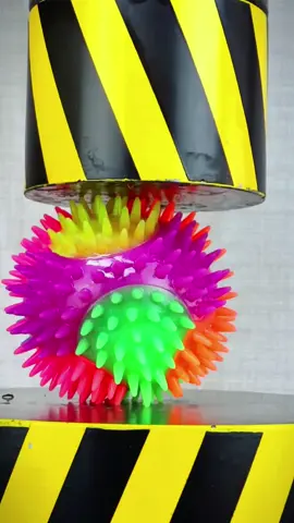 The BEST ASMR hydraulic press! Relax and unwind #asmrsounds #usa #newyorkcity #asmrvideo #fypシ゚viral #satisfyingvideo #usa🇺🇸 #🇺🇸 #enjoy #relax #ASMR #mechanical #hydraulicpress #california #trend #trending #hydraulic #satisfying #america #losangeles 