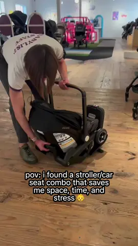 Would you try the Evenflo Shyft Stroller? 👀 #strollertok #strollertiktok #strollersoftiktok #strollerreview #evenflo #evenfloshyft #stroller