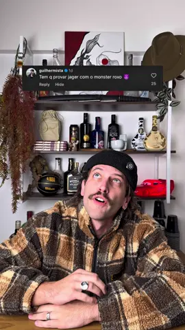 jäger + monster roxo 💥 #drink #jägermeister #monster #roxo @Guilherme Umeda 