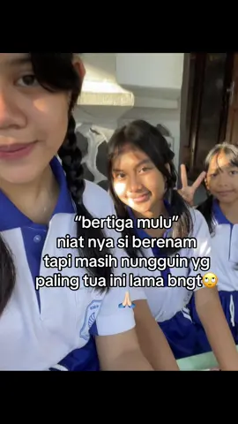 @shyqell👄🍓👎🏻: bikin fersi yg paling tuaa nyaa ka#fypppppppppppppppppppppp #rameinyokk #fypppppppppppppppppppppp #banjirlikeee #rameinplissss🥺🖤 #lewatberandafyp @🌠 @nevaa_stargirlll💢 @yz_indah  