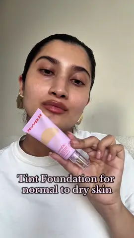 @Tower 28 Beauty Sunnydays Tinted SPF 30 review.  Great for normal to dry skin ❤️ But needs to be set with powder.  #makeupreview #skintint #foundationreview #dryskintips #dryskin #normalskin #dryskintips #glowymakeup #glowybase #foundationreview #makeup 