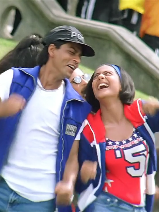 प्यार दोस्ती है. 🤍 | #romcom #friendstolovers #backtofriends #fyp #foryoupage #edit #bollywood #bollywoodsong #movie #indiancinema #hindi #strangerstolovers #srk #kajol #shahrukhkhan #srkajol #kkhh #kuchkuchhotahai #rahul #anjali 