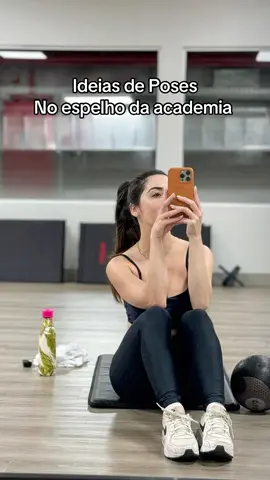 #pose #posesparafotos #academia #muscularwomen #fotos 