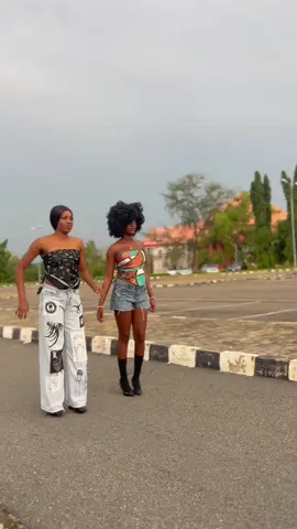 Walking the runway like we own it and striding with styleee 😌💕 W//: @Phoebe❤  🎥: @🤎🖤🌱  #fyp #topstarfavvy4 #ambrosealliuniversity #makemeviral #model #fashionmodel #runwaymodel #goviral #fashion #modeling #blackmodels #ekpoma #blowthisupforme #viralvideos 
