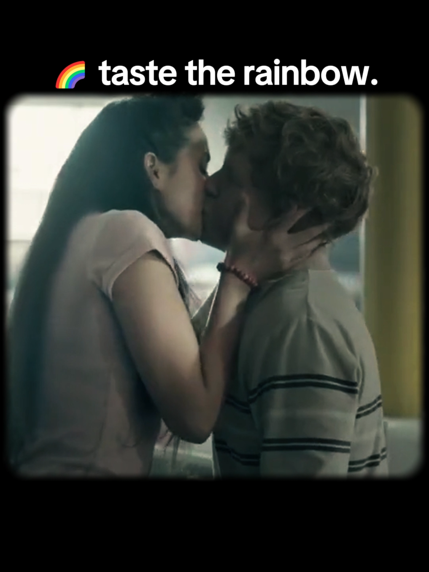 feel the rainbow. 🌈 #skittles #tastetherainbow #lovestory #kissing #growup @skittles @Late Night Thoughts 