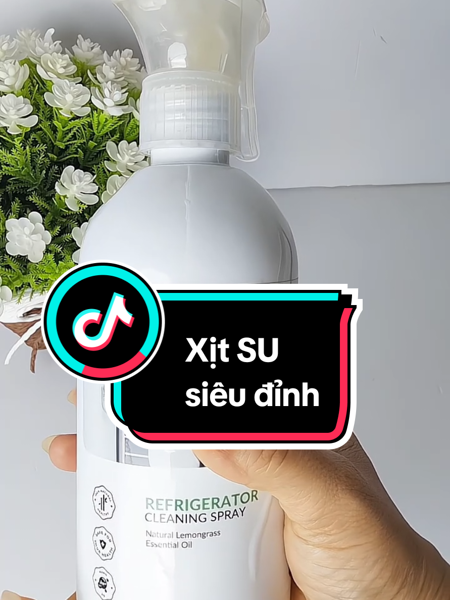 Xịt SU - chỉ cần Xịt và Lau đi là sạch bong. Vừa sạch, vừa nhanh, vừa tiết kiệm  #xittulanhSU #xitvesinhtulanh #xitsu #xittulanhsu #vesinhbepga #dogiadungthongminh #moon8888  #moon888847 