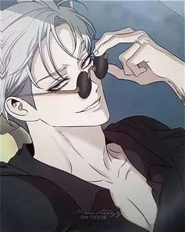 4 year time skip Siyun is my holy grail- THE TATTOO THE GLASSES😩 [Title: #dreamingfreedom] #manhwa #webtoon #manhwaedit #manhwareccomendation #fyp #foryou 