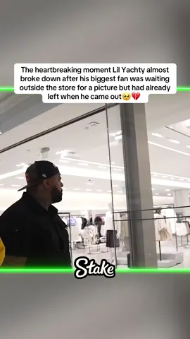 The heartbreaking moment Lil Yachty almost broke down after his biggest fan was waiting outside the store for a picture but had already left when he came out🥺💔  #Raud #lilyachty #americandream #americandreammall #rap #artist #rapper #live #twitch #fyp #viral 