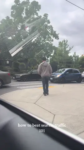 pov we’re late to the how to train your dragon movie and it’s peak seattle traffic hour 😭#seattle#howtotrainyourdragon #traffic #fypシ @hoesway 