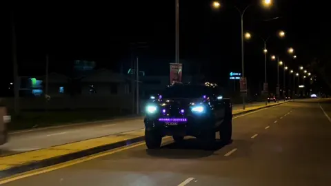 cuba” 16.9(full screen)😂🚀 kredit📸:@𝙍 𝙊 𝙡 𝙀 𝙓  #hiluxgr #fypシ゚ #hilux4x4 #fyppppppppppppppppppppppp #fypviralシ #hilux #Fyp #paparstyle #aurora #auroralightbar #te57 #fyp #fullscreen 
