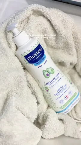Ganda sa skin! Vv gentle and mabango pa #mustela #cleansinggel #headtotoe 