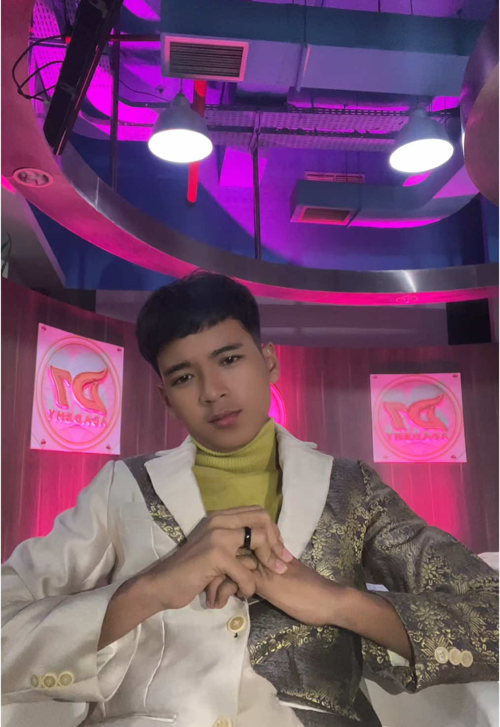 Velocity dluu🤙 #fyp #trending #viral #dangdutacademy7 #DAcademy7#DangdutAcademy7#DAcademy7indosiar