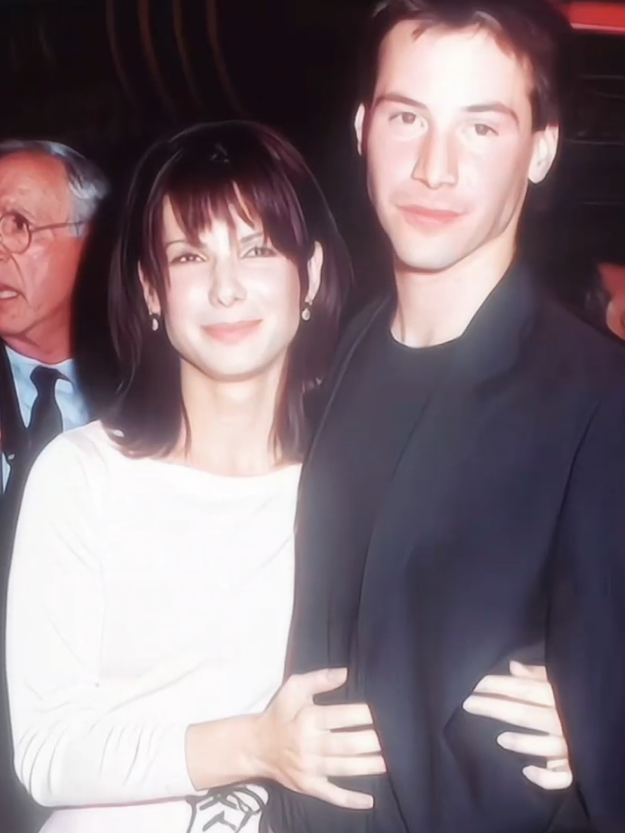 o horário permite  #sandrabullock #keanureeves #fyp #edit #hollywood #sandrabullockedit 