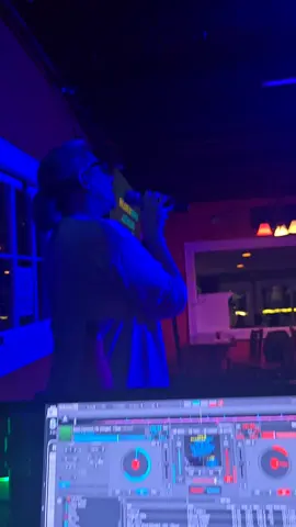 #castawaysboathouse #dovermusicscene #musicforlife #karaokenh #karaoke Miss Joycey!