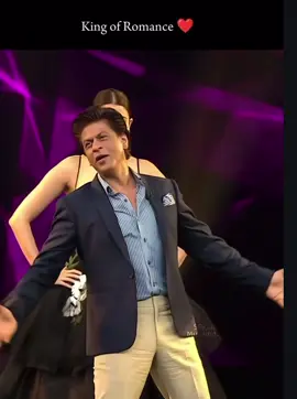 SRK the king of Bollywood with Anushka Sherma & Katrina Kaif#foryou #fyp #shahrukhkhan #anushkasharma #katrinakaif #dance 