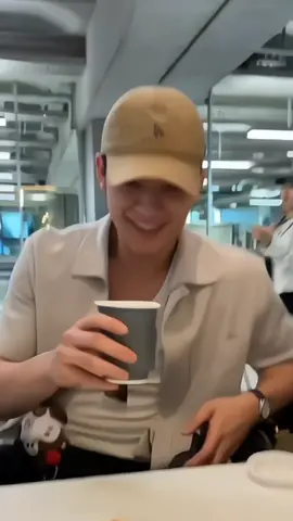 CIEE JOSS MAU KETEMUAN SAMA GAWIN,,, BUCIN BANGET KANGEN LANGSUNG DISAMPERIN AKHHH #josswayar #gawincaskey #jossgawin #jossgawinera #jossgawinjayajaya #actor #thaienthu #fyp #fypシ゚ @Joss Way-Ar @Gawin Caskey @mayamollo @Oleng Terus @Yu xinxin 🐻 