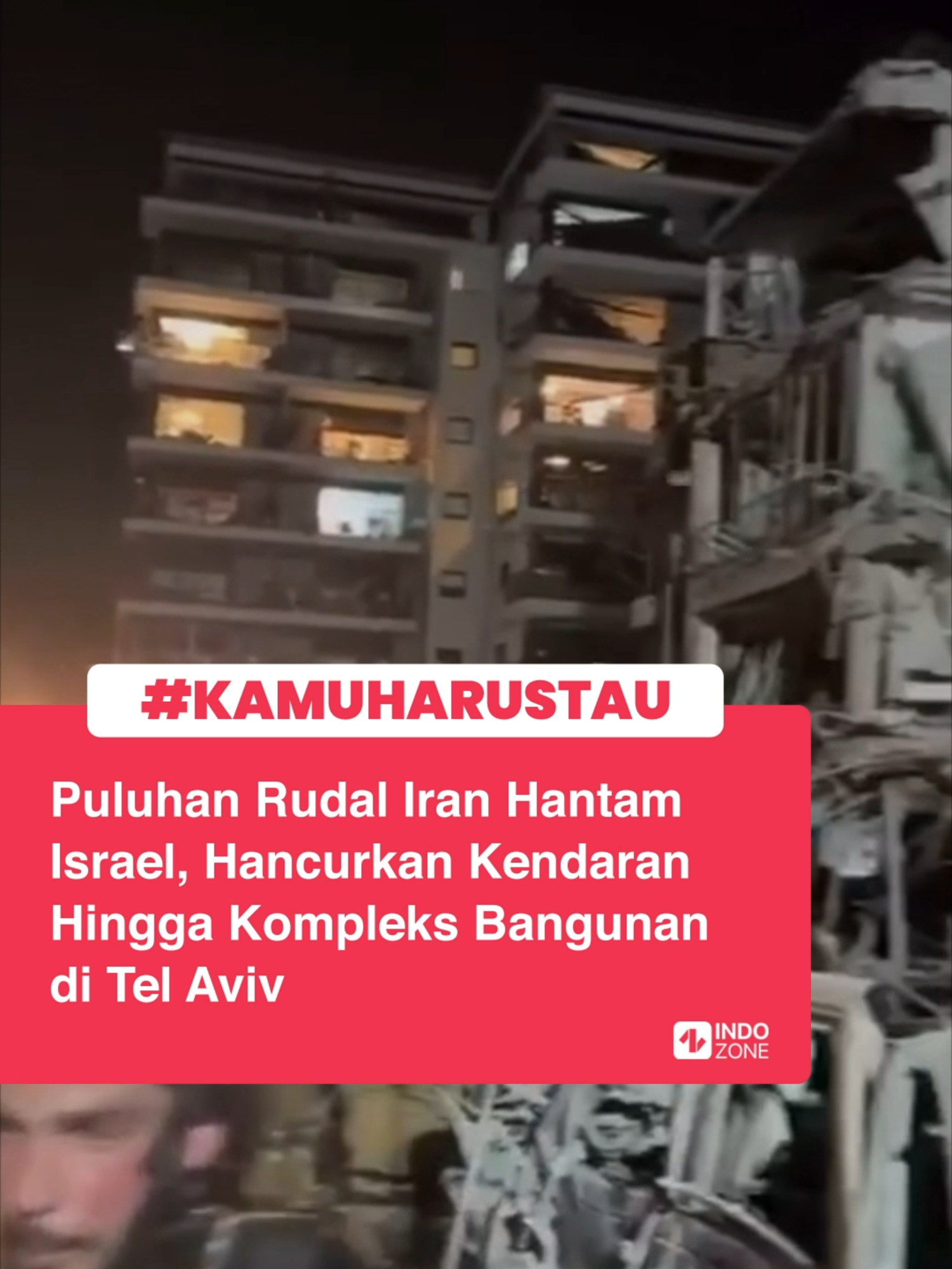 Iran meluncurkan ratusan rudal balistik dalam serangan balasan besar-besaran terhadap Israel pada Jumat (13/6) malam. Target utama serangan tersebut adalah kompleks industri militer Israel yang memproduksi rudal dan peralatan tempur lainnya. Militer Iran mengklaim bahwa berdasarkan laporan lapangan, citra satelit, dan intelijen yang berhasil disadap, puluhan rudal berhasil menghantam sejumlah lokasi strategis di Israel, sebagaimana dilaporkan CNN. Serangan terseubt dilaporkan merusak sebuah blok apartemen di Tel Aviv, menyebabkan satu orang tewas dalam insiden tersebut. Video: Instagram/eye.on.palestine [Baca berita dan informasi menarik lainnya hanya di www.indozone.id]