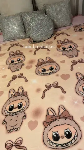 Im obsessed whyy😭🎀🤎 #labubu #labubus #trending #labubuhaveaseat 