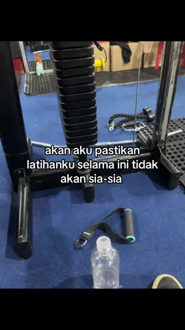 lebih keras lagi  #gymmotivation #gymrat #GymTok #gym #foryou #fyp 