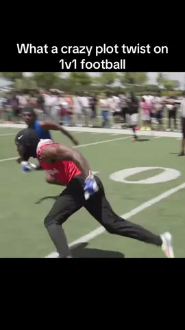 I was not expecting that catch from the DB #1v1 #football #viral #fyp