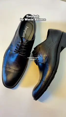 Ito yung sapatos na tatagal ng ilang taon!!! pwede mabasa!! umulan man or umaraw magagamit mo 👏 EasySoft shoes 👞 !! #easysoft #worldbalance #shoes #blackshoes #plasticblackshoes #schoolshoes 