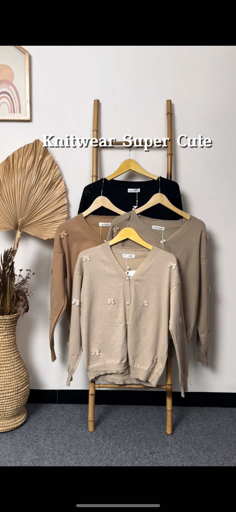 Knitwear super cute hanya ada di Shinta Fashion Mart ✨ #fyp #outfit #knitwear #shintafashionmart #fashionwanita 