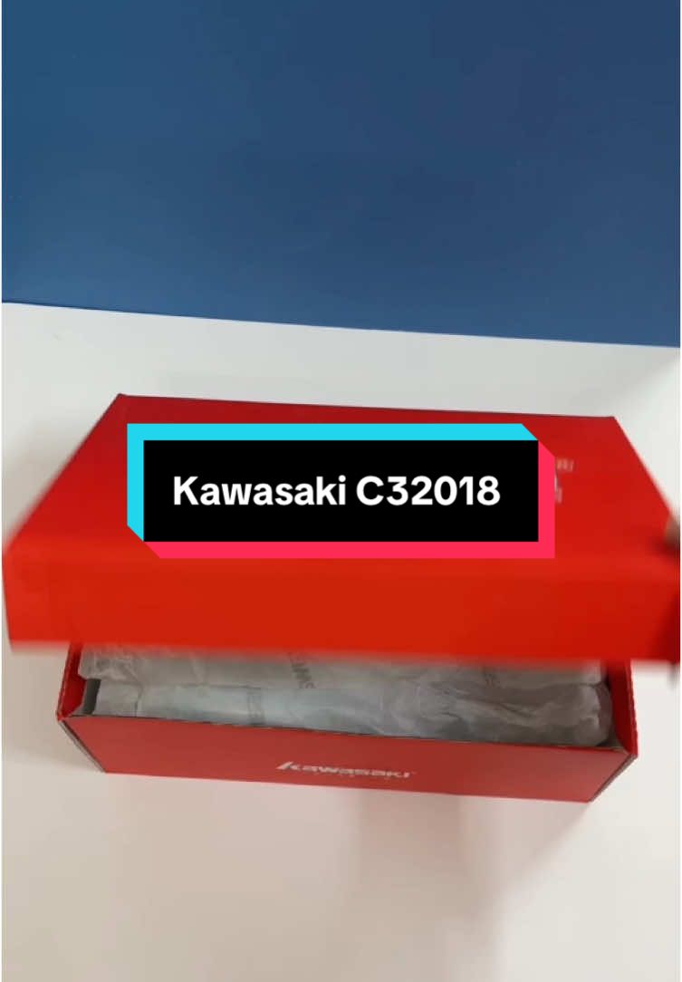 Kawasaki C32018 nhiều màu đã cập bến shop mọi người ơiiiii #giaythethao #badminton #shoesbadminton #caulongvietnam #thegioicaulongvn #xuhuongtiktok #xuhuongtiktok #kawasaki #caulongthegioi 