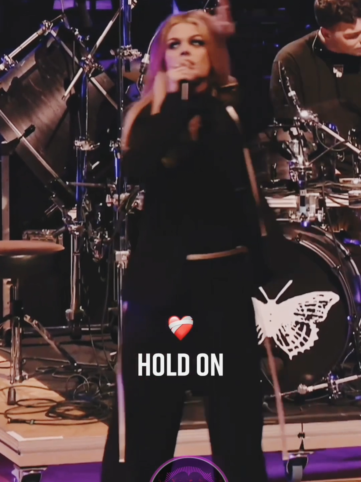 Hold On ✅ #freestyle #djallanback #remix #freestylemusichits #Flashback #music #viral #80s #90s #vintagestyle #dance  #movie #vídeo #freestylemusic #record #moon #travel #travelgram #travelgram #musicproducer #musicvideo #funny # #saturday #life  #friday #saturday #fridaynight 