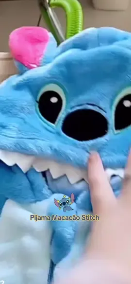 Um pijama quentinho para o seu bebê, para esse inverno, com o personagem sensação do momento!