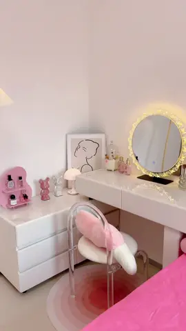 𝑵𝑬𝑾 𝑨𝑹𝑹𝑰𝑽𝑨𝑳💕 Bàn trang điểm mặt giả đá Marble & Gương pha lê Acrylic, sang xinh iu vừa cập bến nhà Lipstick Box🩶 📩Direct cho Box để rinh ngay chiếc bàn trang điểm này thoai😚  #lipstickbox #fyp #RoomTour #xuhuong #bantrangdiem #dressingtable #makeuptable #bedroom #houseoftiktok 