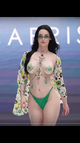 #creatorsearchinsights #bikini #fashion #viralvideo #viral #bikinifitness #rampwalk #makemeviral #fashiontiktok 