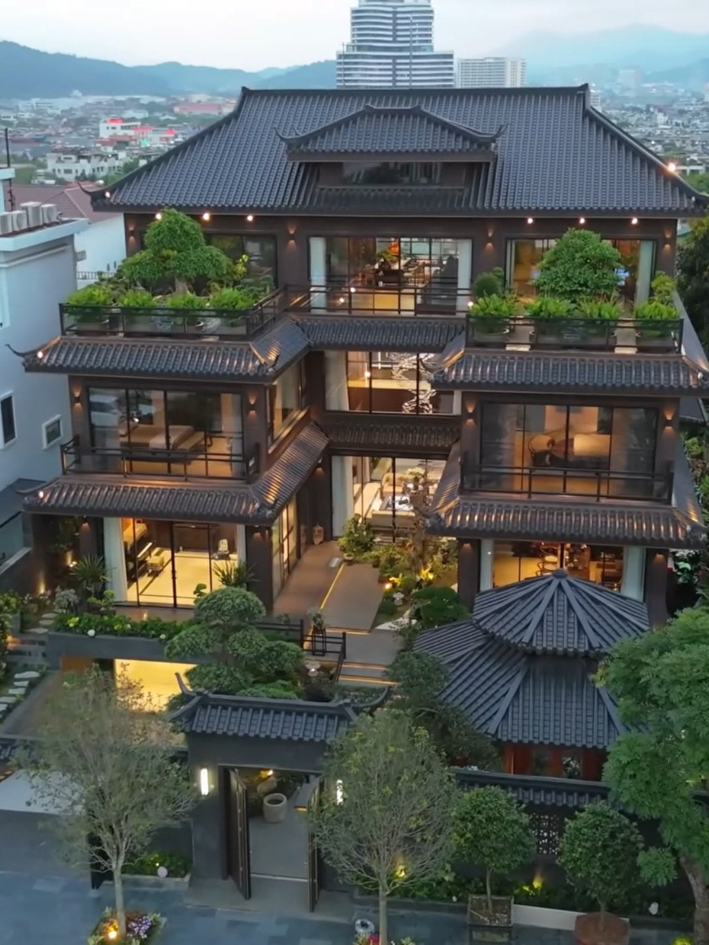 Biệt Phủ Thuần Á Đông Độc Nhất Tại Việt Nam #bietthutrieudo #batdongsan #nhadep #villas #villa #bietthudep #bietthu 