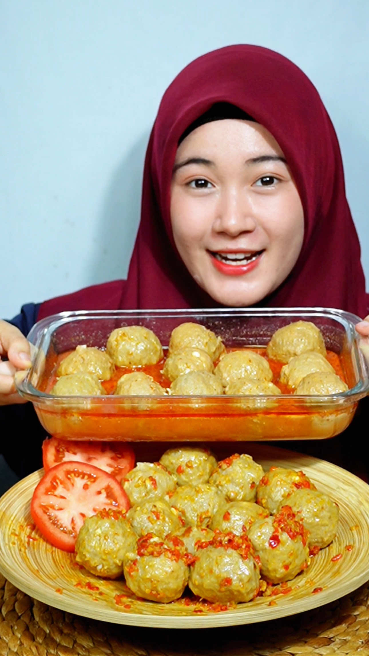 Ini bakso keju moncrot banyak bangeettt isian kejunya mantap! 🤤 #inicia #iniciamukbang #mukbang #asmr #baksokeju #bakso  