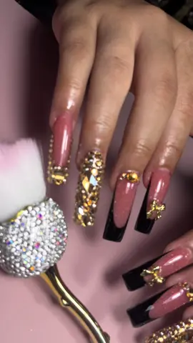 Dame un Grrr😍 #fyp #CapCut #viral #paratii #nails #nailsartvideos #buchona 