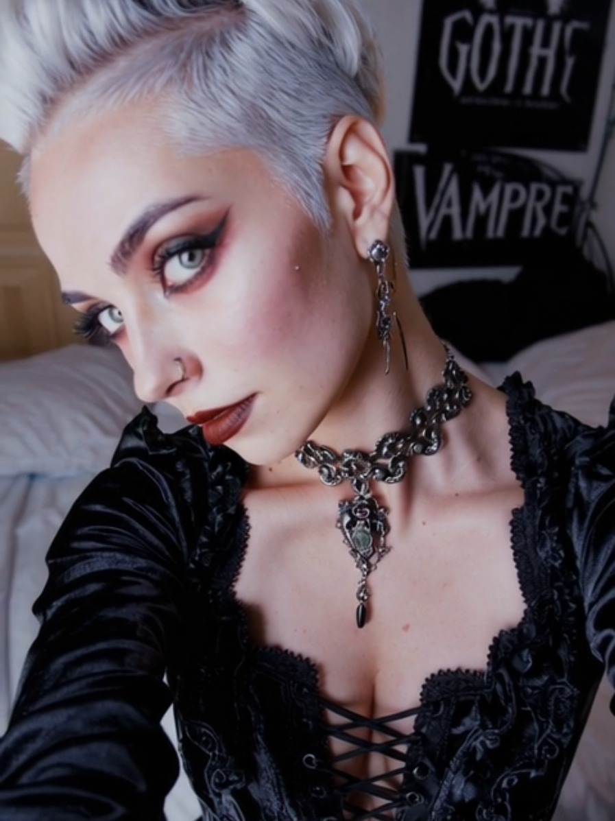 🖤 #marilynmanson   #gothqueen #gothgirl #gothicfashion #gothwomen #gothbabe #goth #corset #gothgoth #gothic #outfitideas #outfitinspiration #killstar #darkfashion #altgirlstyle #marilynmanson #mansonmuse #industrialgoth #nugoth #darkstyle #alternativegirl #femalegoth #gothlook #darkaesthetic #shockrockgoddess 