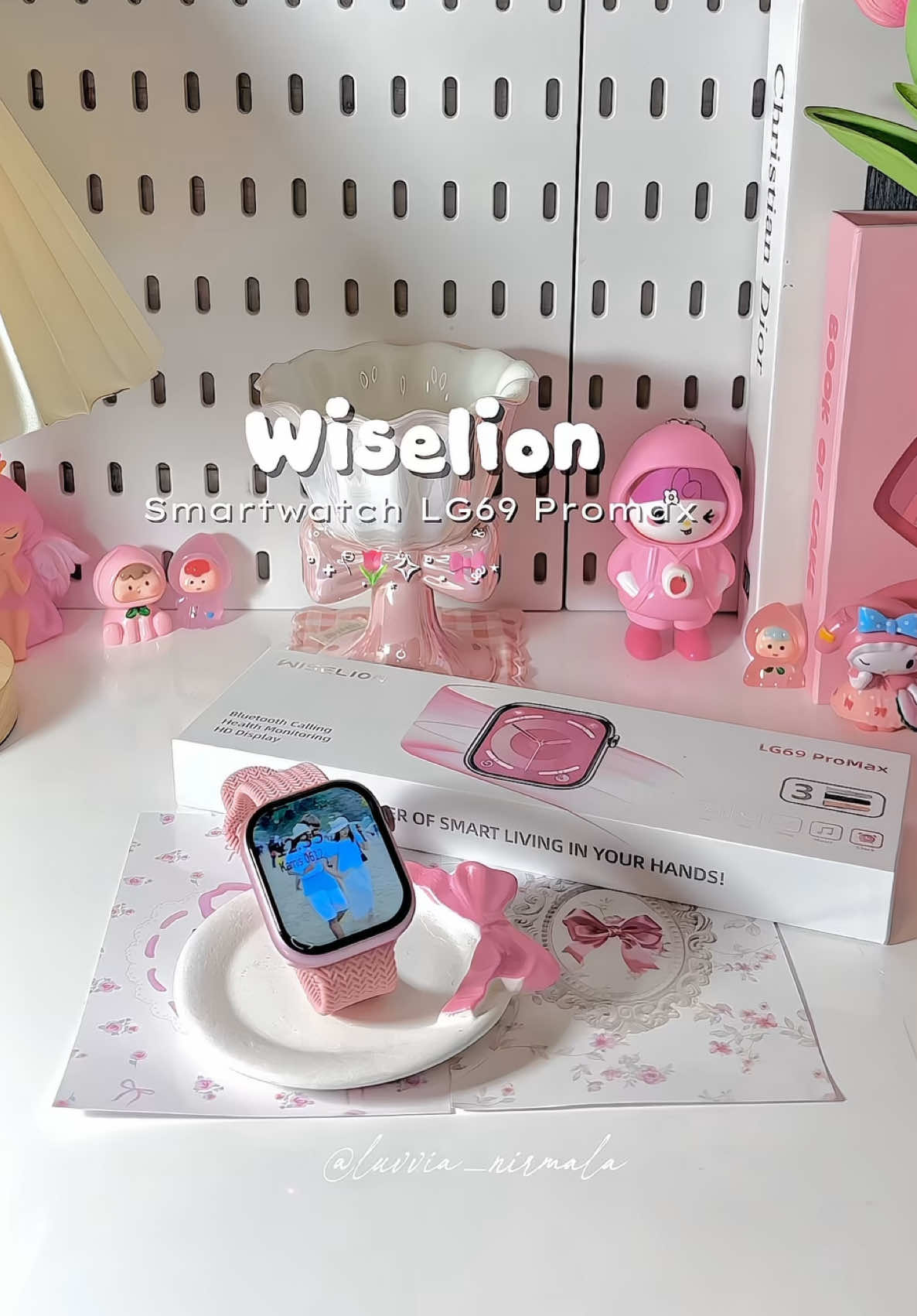 Smartwatch 200 rb an by @Wiselion Indonesia tp sebagus and selengkap ini dong, fiturnya lngkp bgt bisa untuk notif wawa dan smua sosmed ,untuk telpon,music, olahraga kesehtan dan bisa gnti walpaper pake foto sndri #smartwatch #wiselionsmartwatch #smartwacthLg69 #smartwatchmurah #wiselionlg69promax #xypbca #fyp 